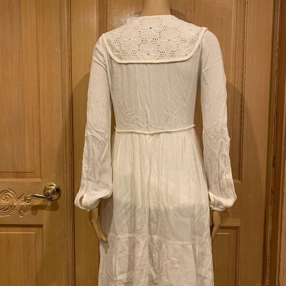 Knox Rose Boho Vanilla Long Sleeve Dress - Picture 5 of 7
